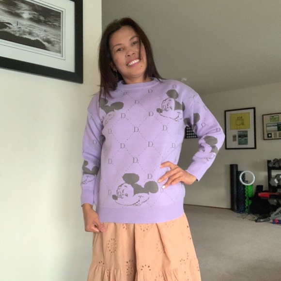 S O L D Disney sweatshirt inspired - Picture 9 of 16